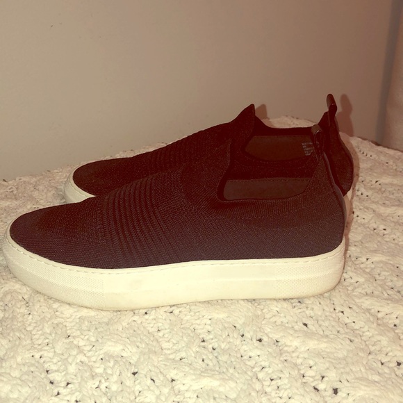 Madden Girl Platform Slip Ons - 8 - Picture 2 of 5